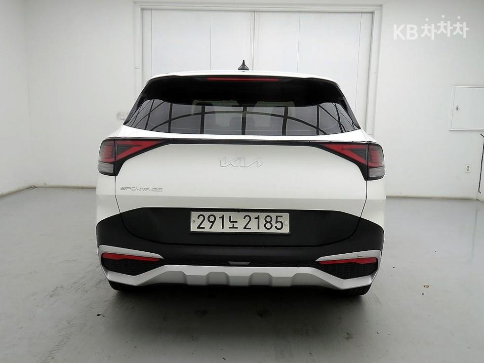 2022 - kia sportage