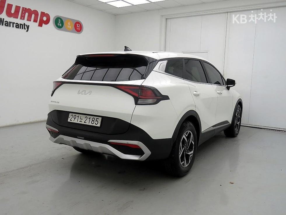 2022 - kia sportage
