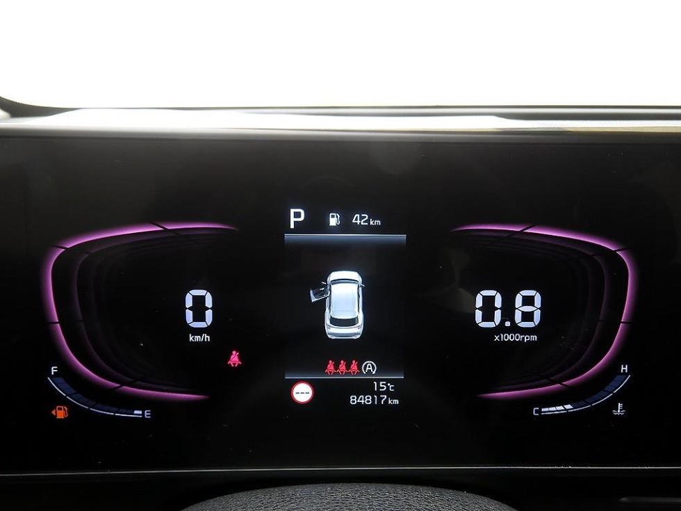 2022 - kia sportage
