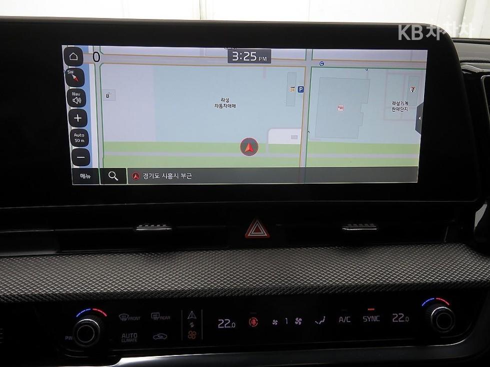 2022 - kia sportage