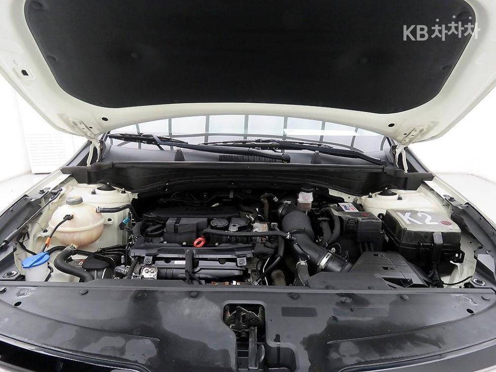 2022 - kia sportage