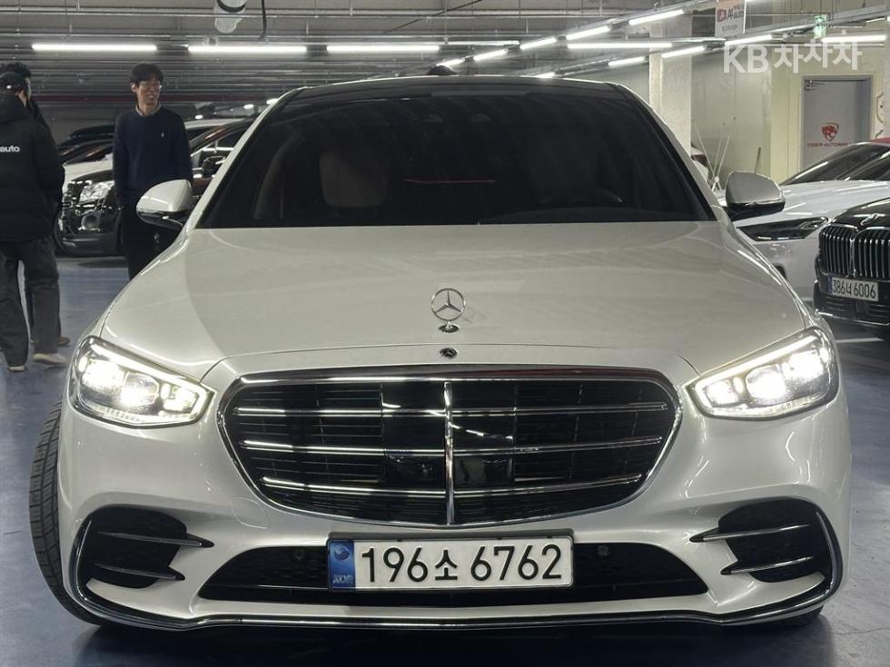 Mercedes-Benz S-klasse — miniaturë 2