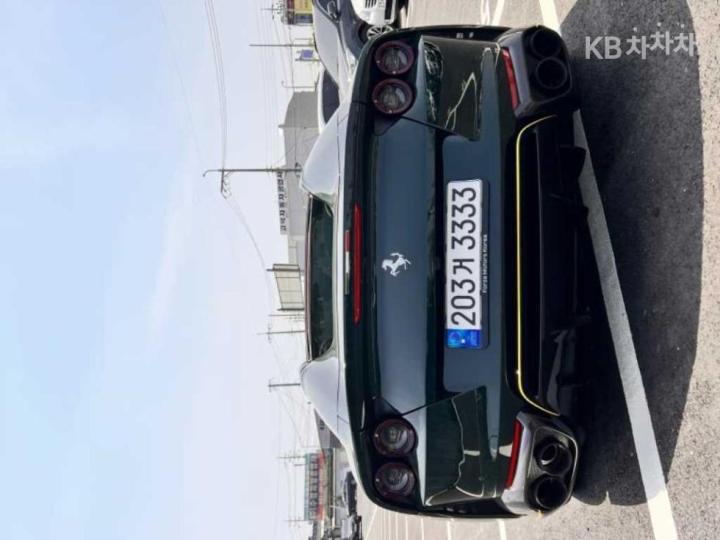 Ferrari 812 6.5 V12 - фото 7