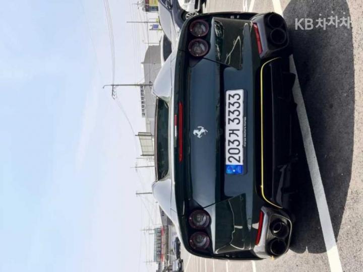 Ferrari 812 6.5 V12 - фото 18