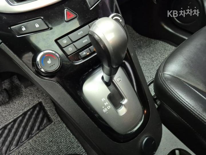 Chevrolet Orlando LTZ Premium 9