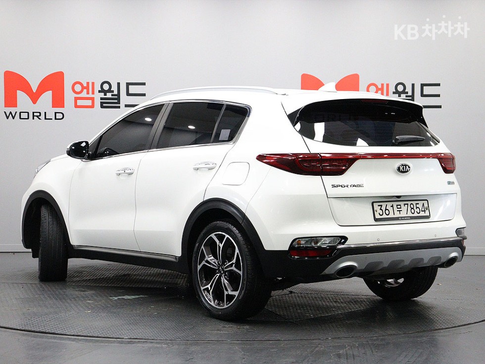 2020 - kia sportage