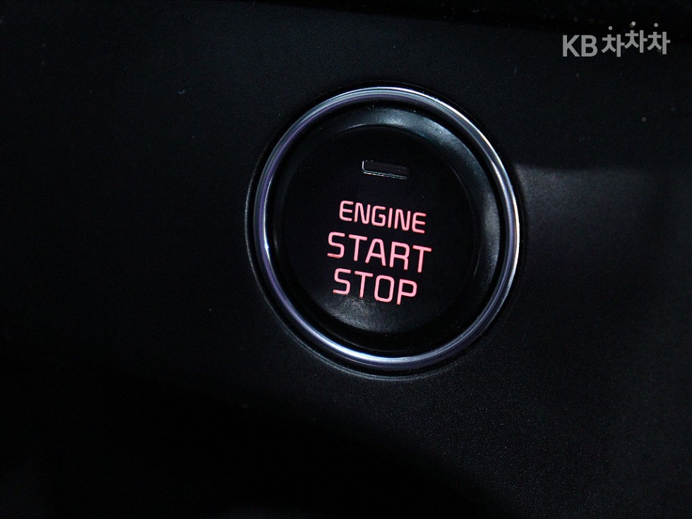 2020 - kia sportage