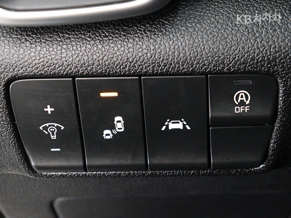 2020 - kia sportage