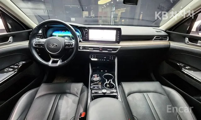 2021 - kia k5