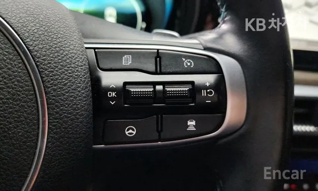 2021 - kia k5