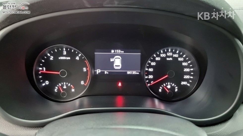 2022 - kia sportage