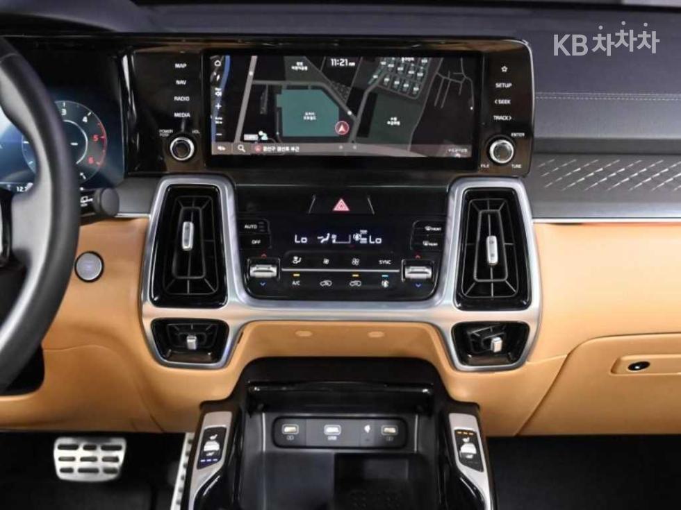 2021 - kia sorento