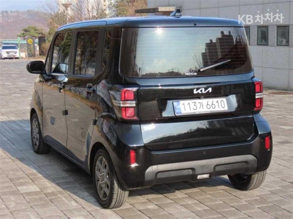 2023 - kia kia
