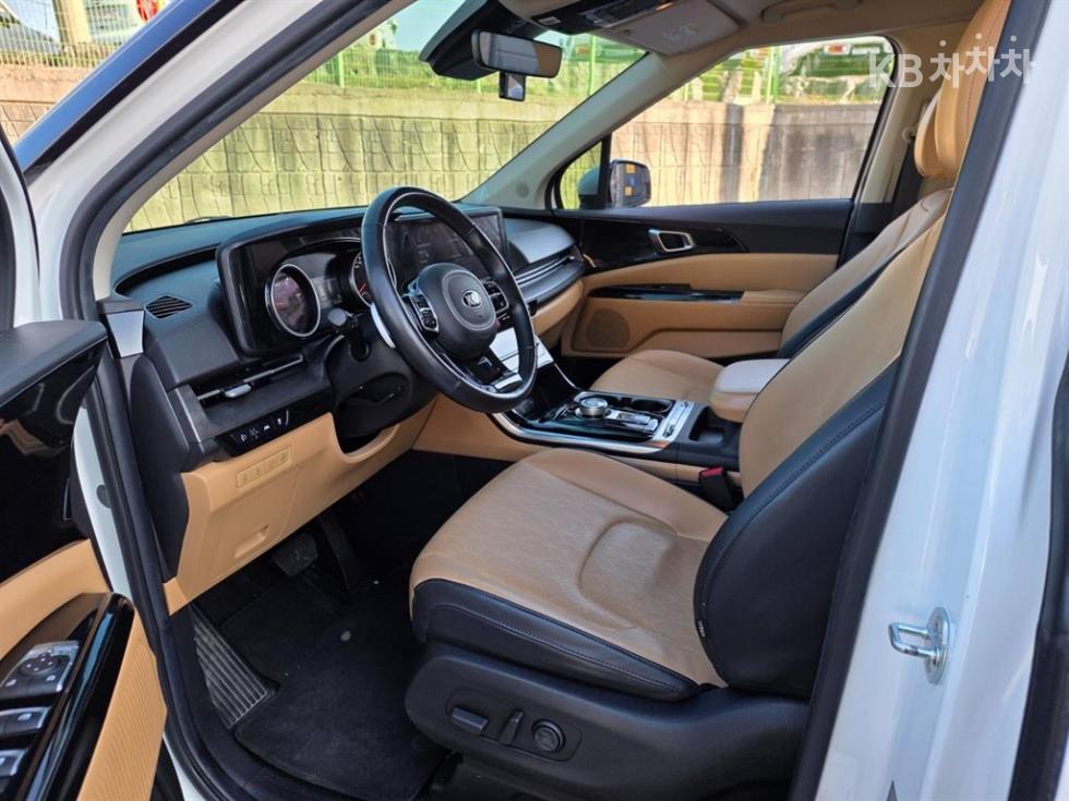 2021 - kia carnival