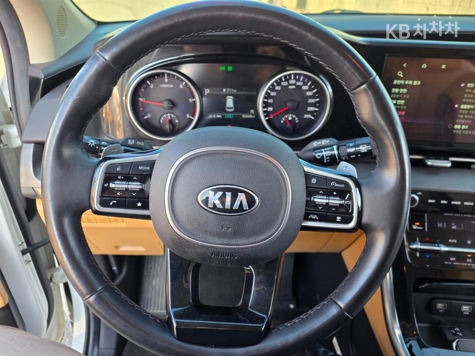 2021 - kia carnival