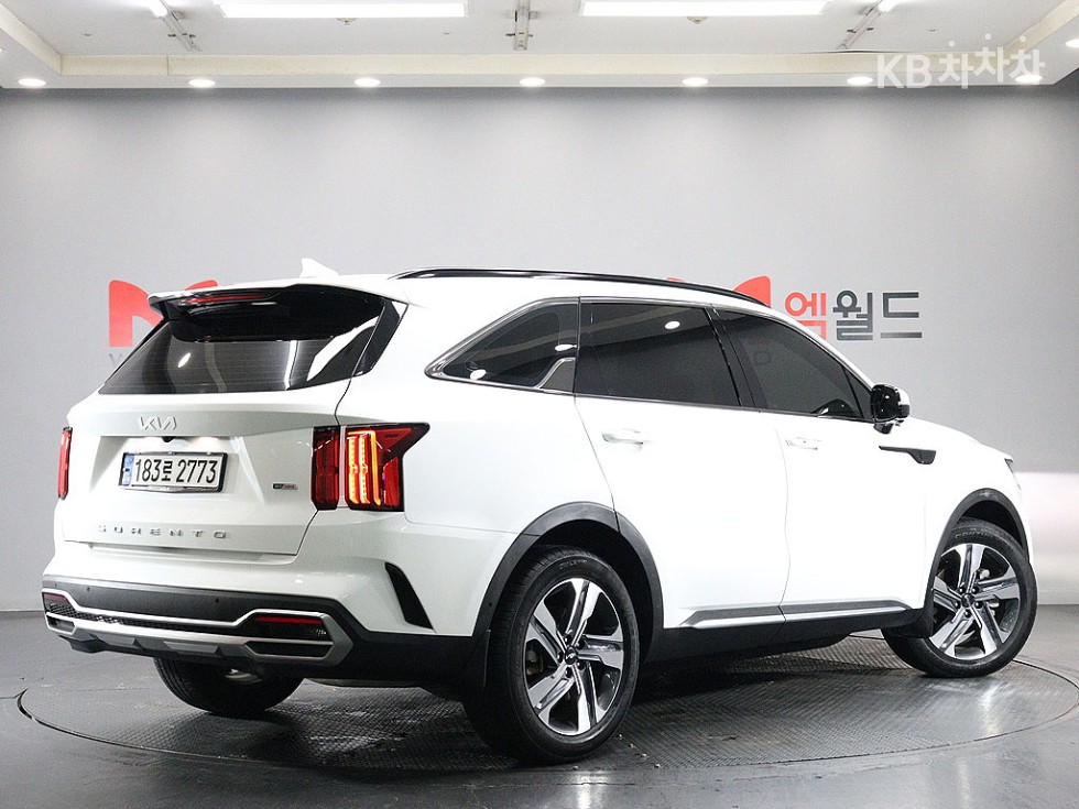 2022 - kia sorento