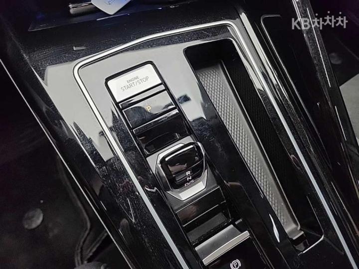 Volkswagen Golf The 8 MK8 2.0 TDI Prestige 9