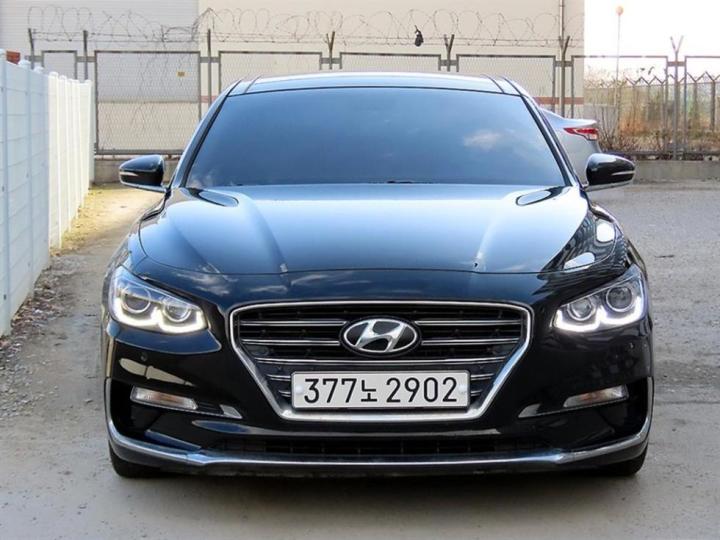 Hyundai Grandeur IG 3.0 LPi Modern 2