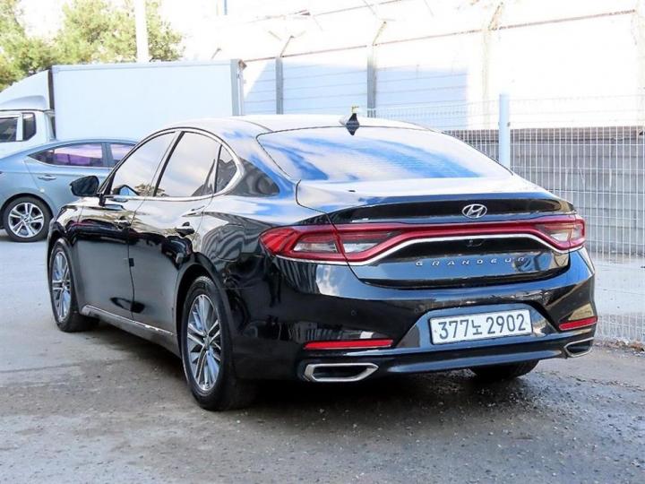Hyundai Grandeur IG 3.0 LPi Modern 4