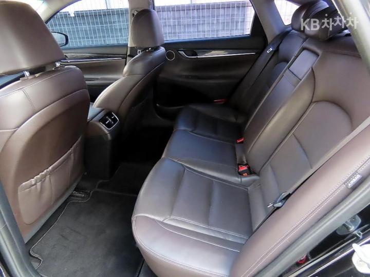 Hyundai Grandeur IG 3.0 LPi Modern 7