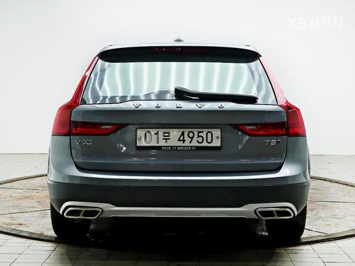 Volvo V90 CC D5 Pro AWD 4