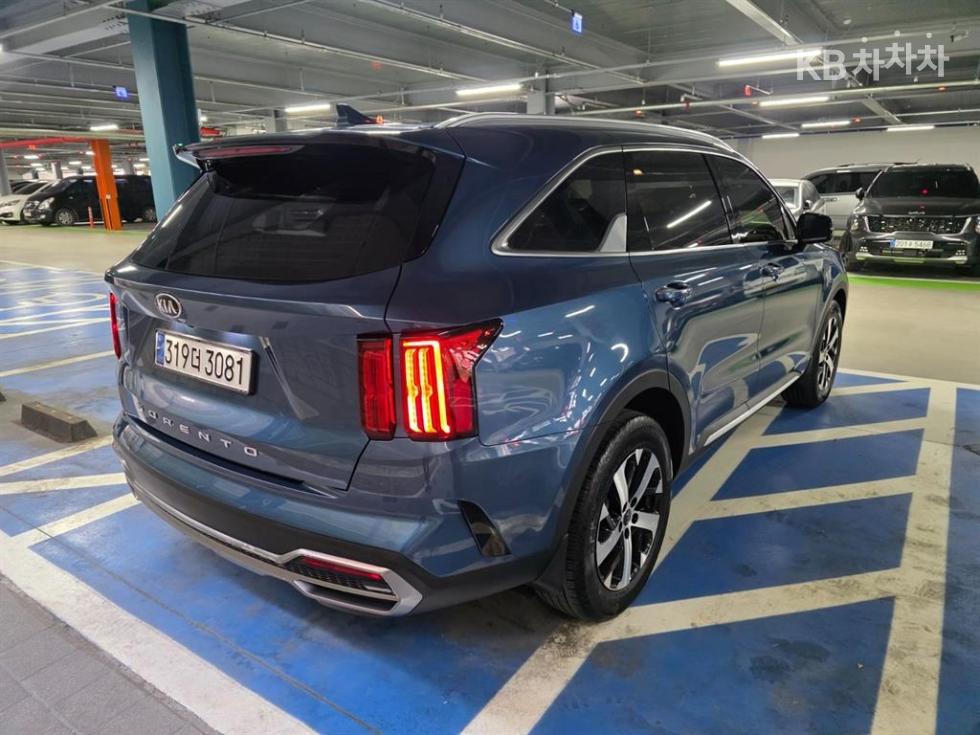 2021 - kia sorento