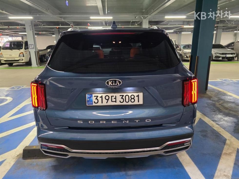 2021 - kia sorento