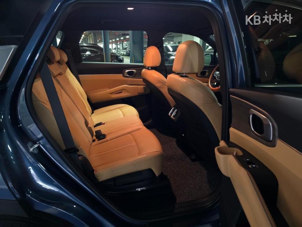2021 - kia sorento