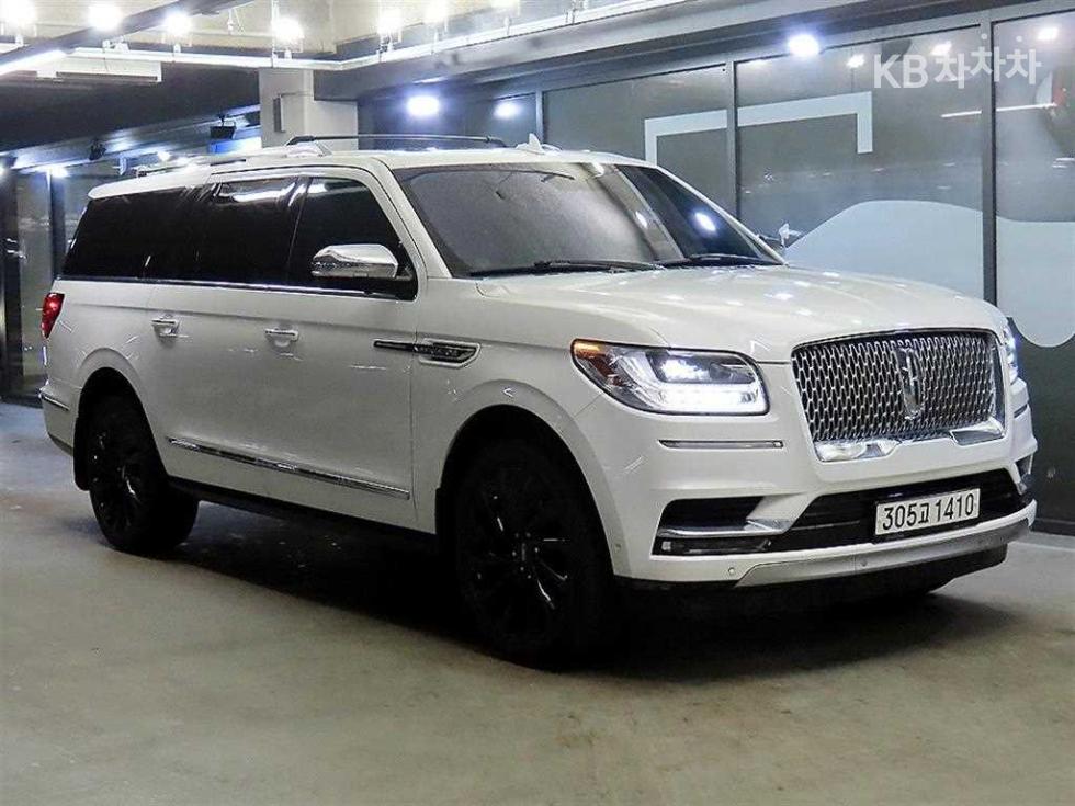 Lincoln Навигатор
