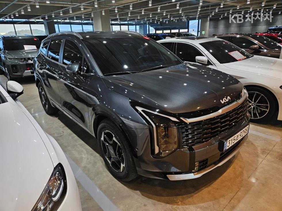 2025 - kia sportage