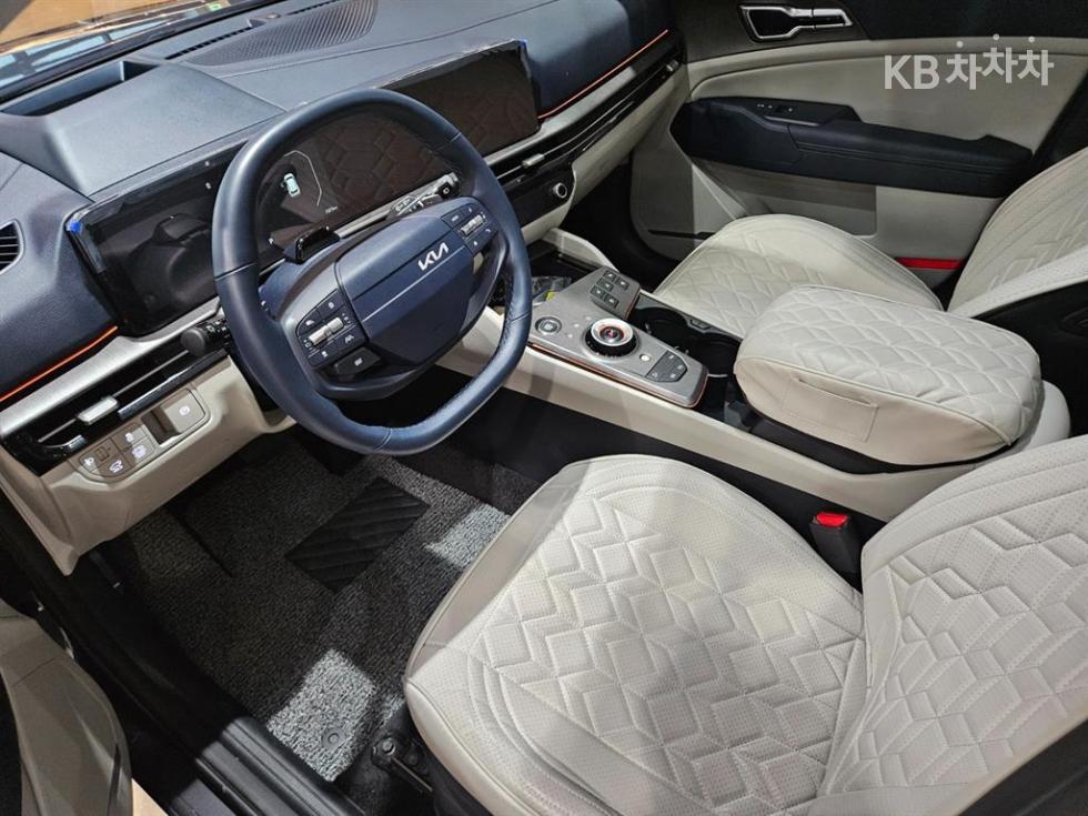 2025 - kia sportage