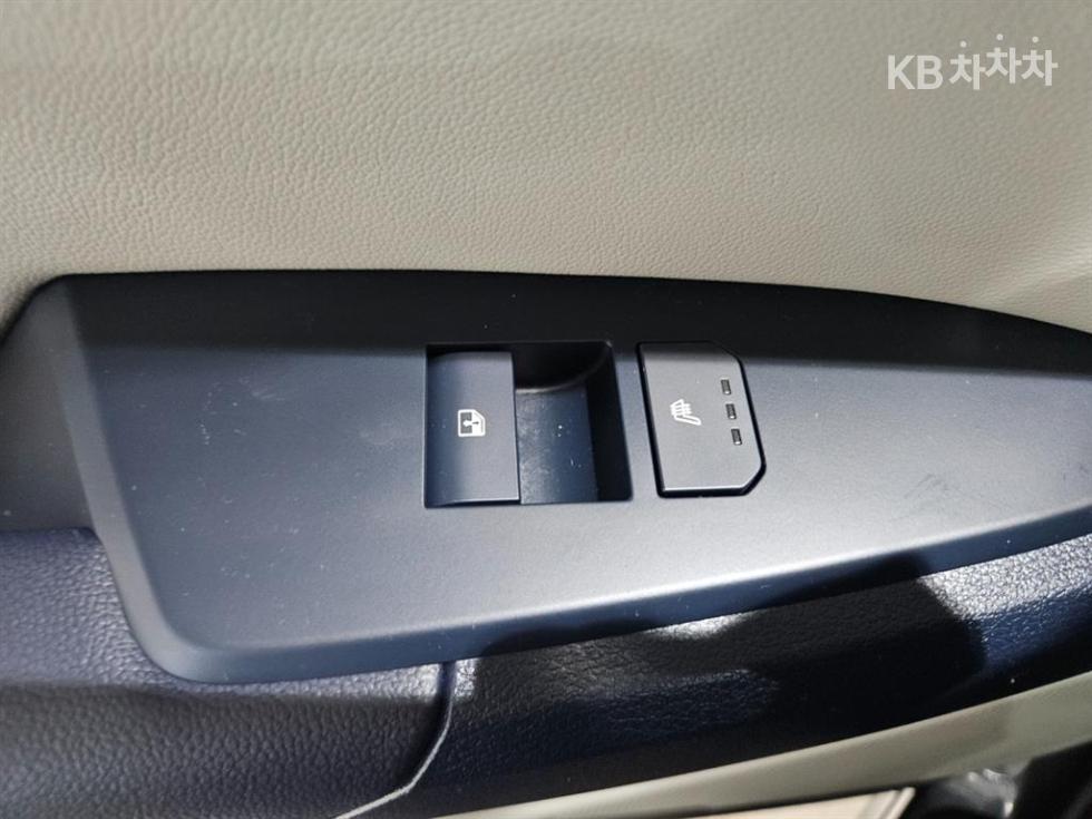 2025 - kia sportage