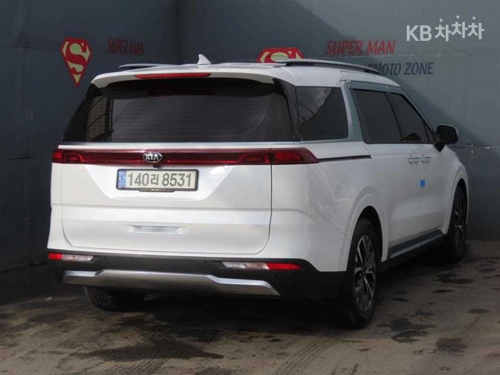 2021 - kia carnival