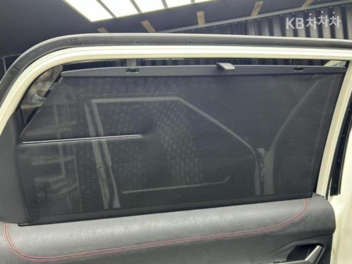 KG Mobility (Ssangyong) Actyon J120 2WD S7 Base Type 10