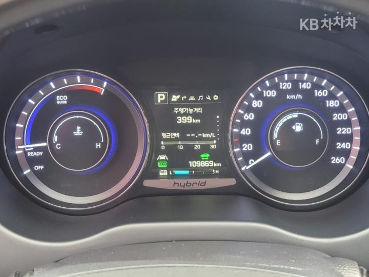 Hyundai Grandeur Hybrid Premium 8