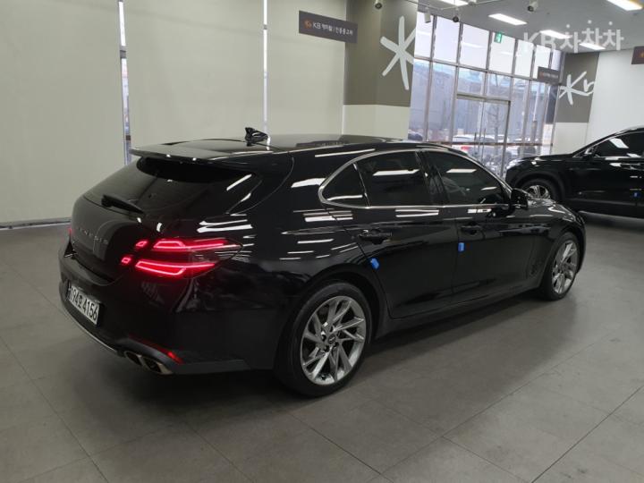 Genesis G70 Shooting Brake 2.0T Premium — фото 5