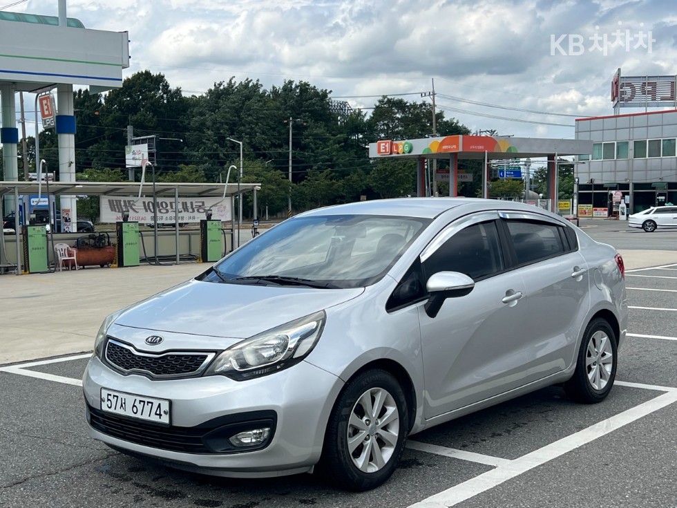 2012 kia pride