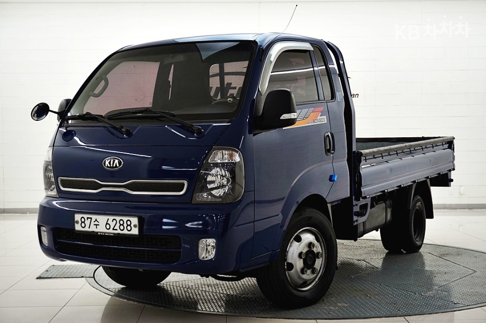 2018 - kia bongo iii