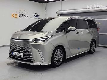 Lexus LM 500h 로얄 — foto 1