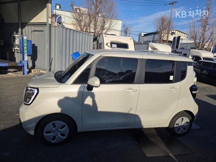 Kia Ray The EV The Essential Light 3