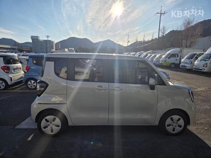 Kia Ray The EV The Essential Light 4