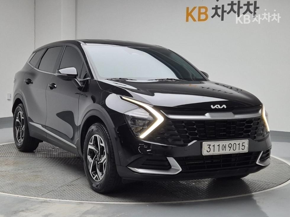2022 - kia sportage