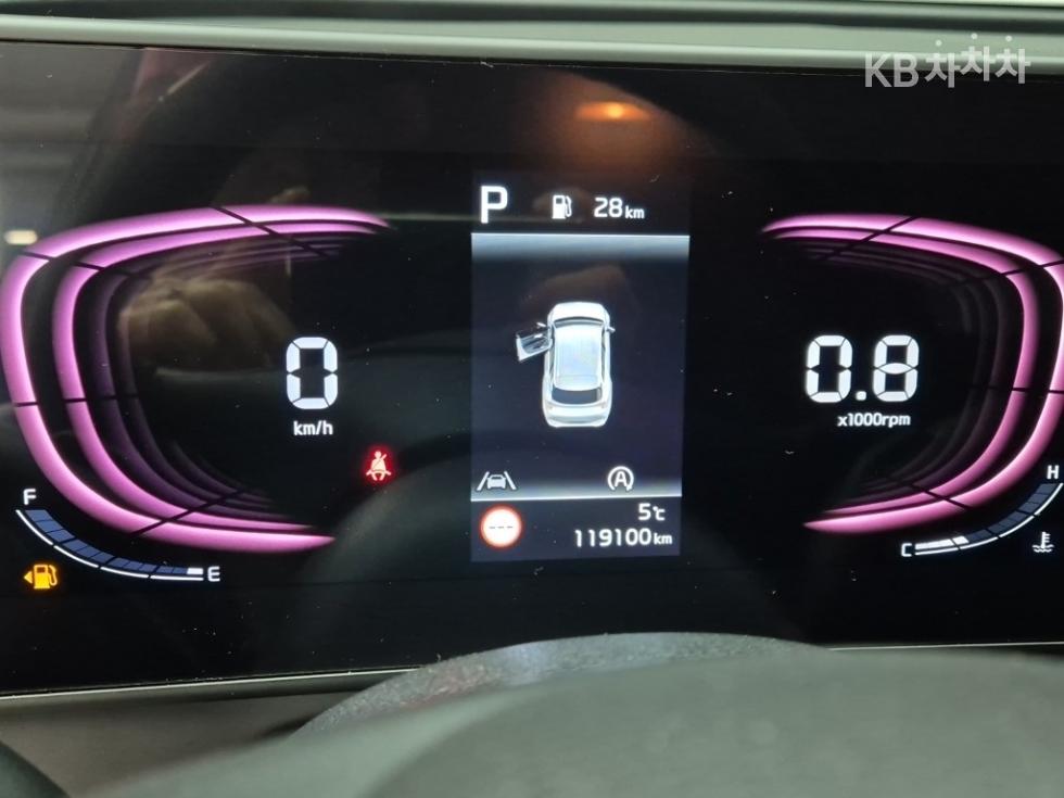 2022 - kia sportage
