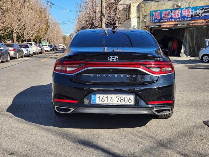 Hyundai Grandeur IG Hybrid Exclusive Special 2