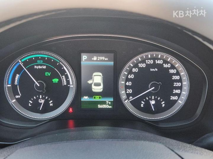 Hyundai Grandeur IG Hybrid Exclusive Special 5