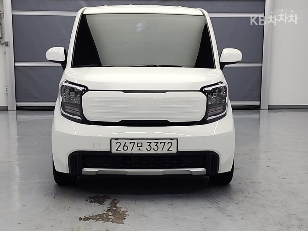 2023 - kia kia