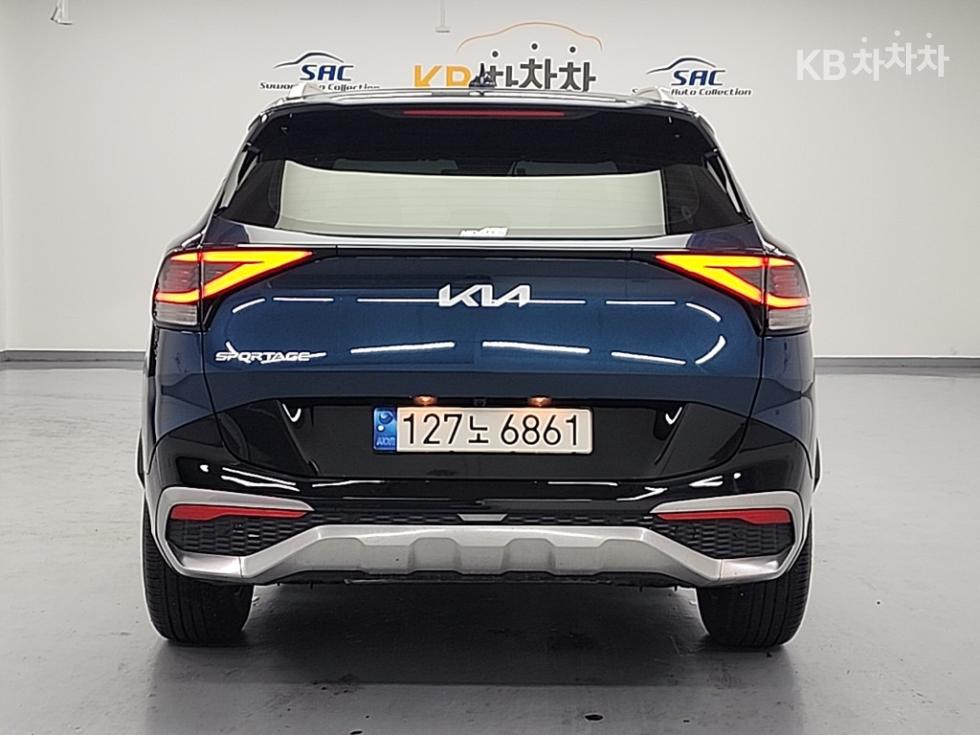 2022 - kia sportage