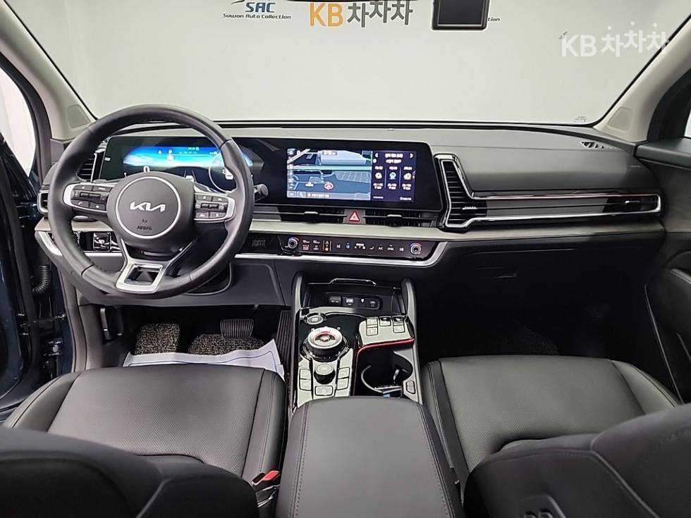 2022 - kia sportage