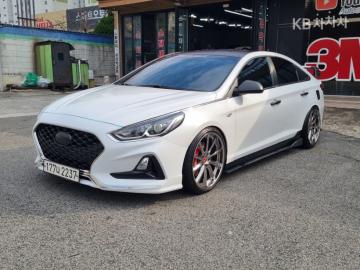 Hyundai Sonata 2.0 LPi 렌터카 — foto 1