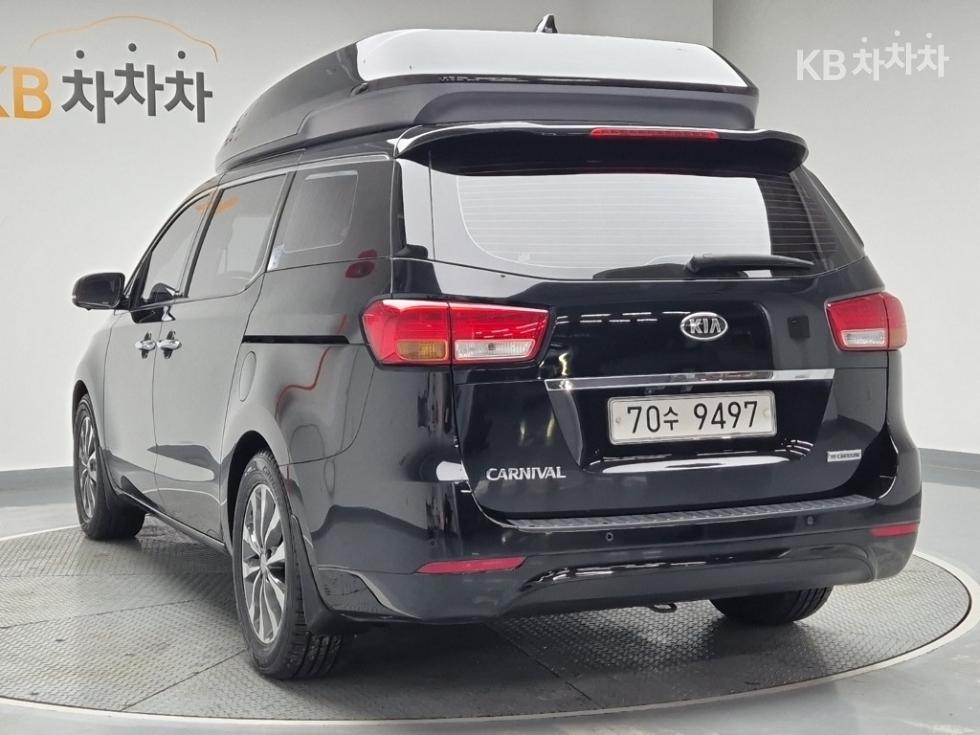 2017 - kia carnival